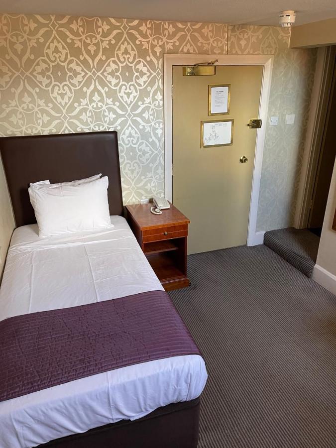 Manor By Greene King Inn Yeovil